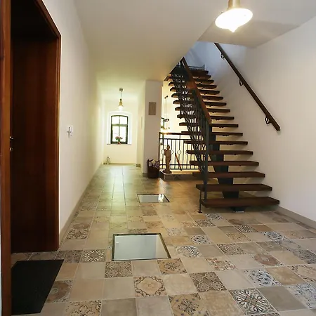 Apartmanhotel Mlyn Bynov 4*