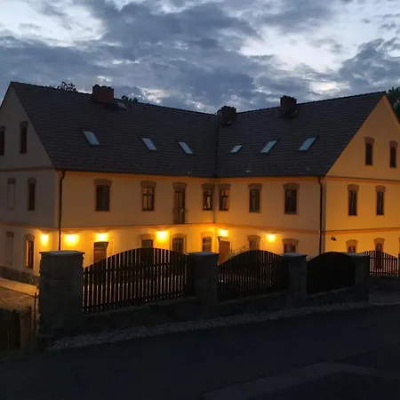 Mlyn Bynov Aparthotel