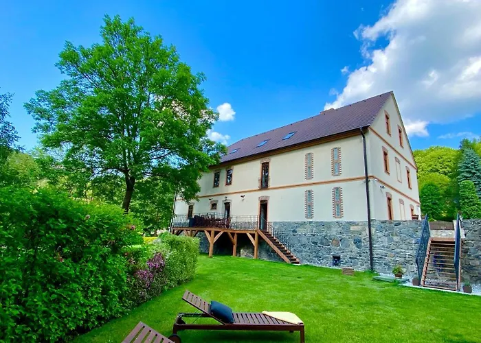 Apartmanhotel Mlyn Bynov 4*