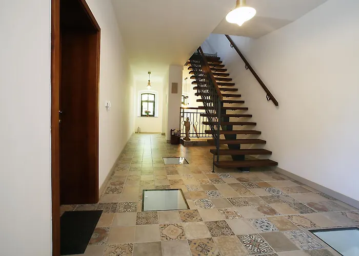 Apartmanhotel Mlyn Bynov 4*